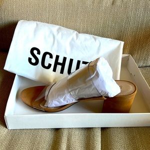 Schutz Victoria Heel in Nude (8.5)